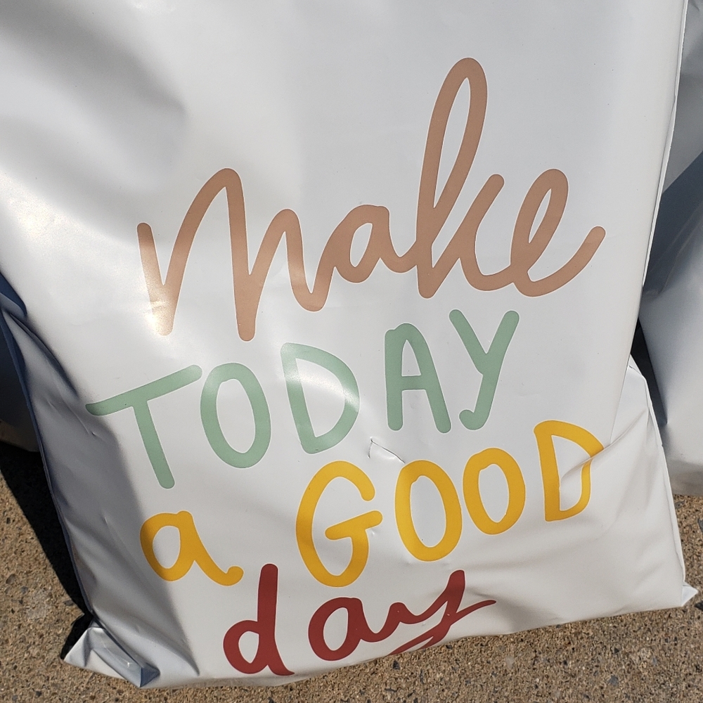 Mystery Girl's bag